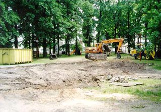 Bau des Feuerwehrgerätehauses in Schwarzbach